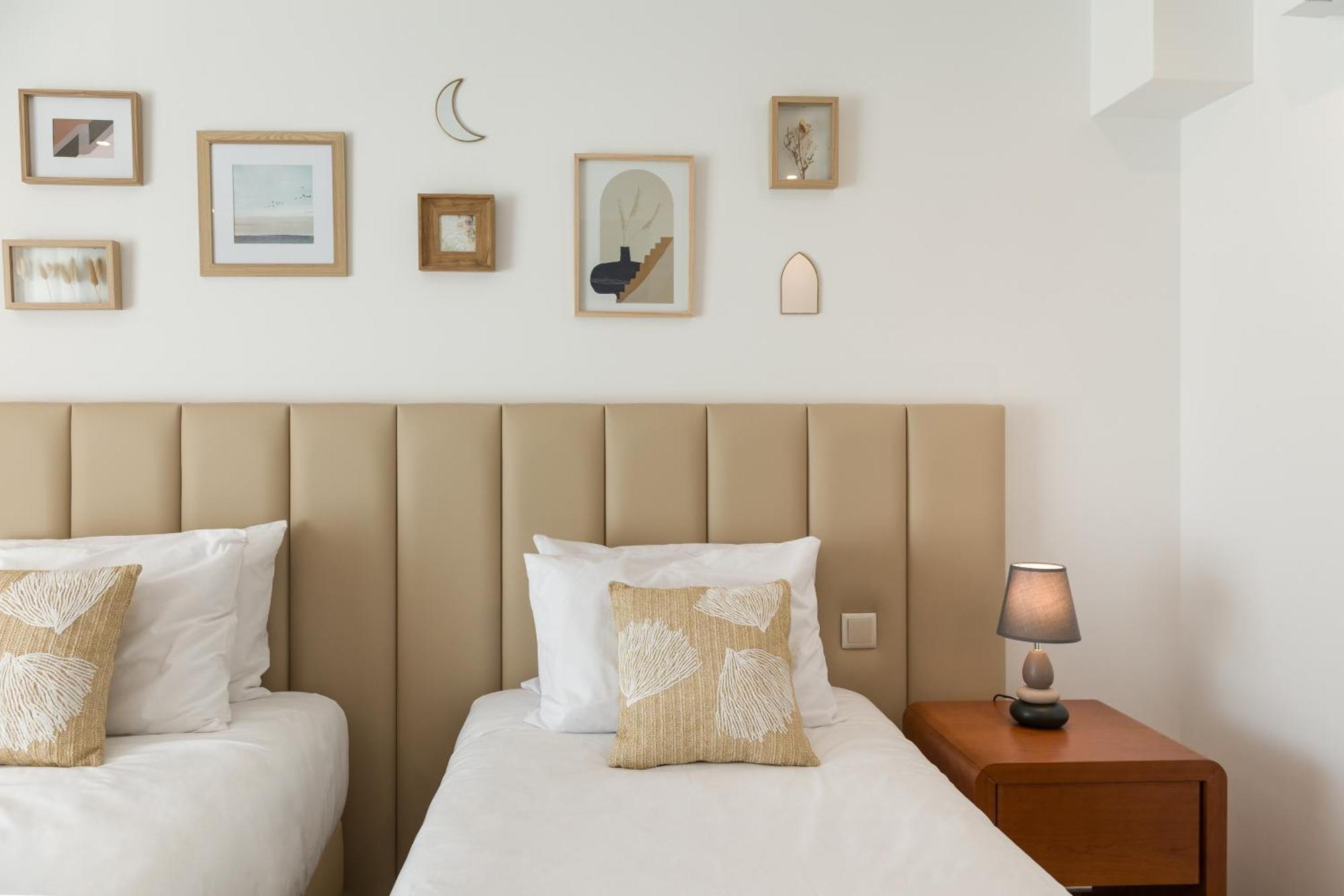 Viravento - Guesthouse & Creative Space Espinho  Bagian luar foto